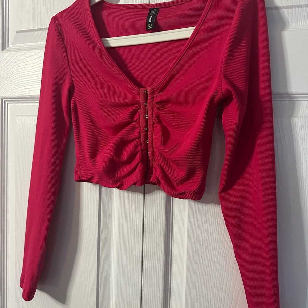Only Red Ruched Crop Top - Picture 2 of 4